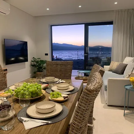 Apartament Ayia *